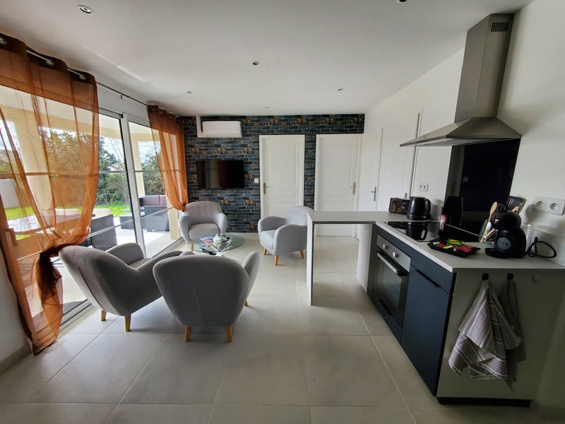 Hortensia - Love’nSpa - weekend en amoureux, love rooms avec spa ou jacuzzi privatif3 de Le Clos des Iris 85 - Hortensia