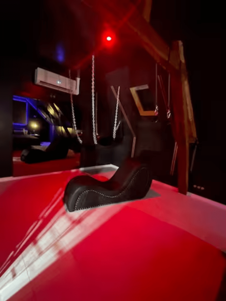 Insolite Escapade Pacy - Love’nSpa - weekend en amoureux, love rooms avec spa ou jacuzzi privatif2 de Insolite Escapade Pacy