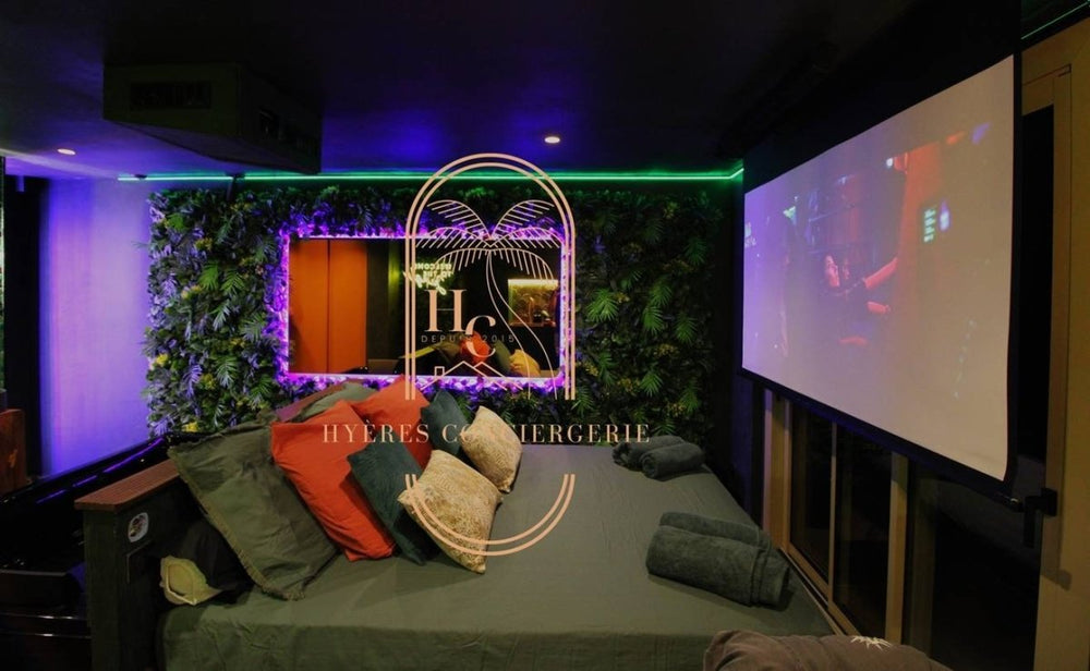 Jungle Hyères Love Room - Love’nSpa - weekend en amoureux, love rooms avec spa ou jacuzzi privatif9 de Jungle Hyères Love Room