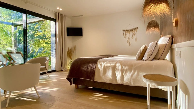 Kassipée Bed & Spa - Love’nSpa - weekend en amoureux, love rooms avec spa ou jacuzzi privatif4 de Kassiopée Bed & Spa