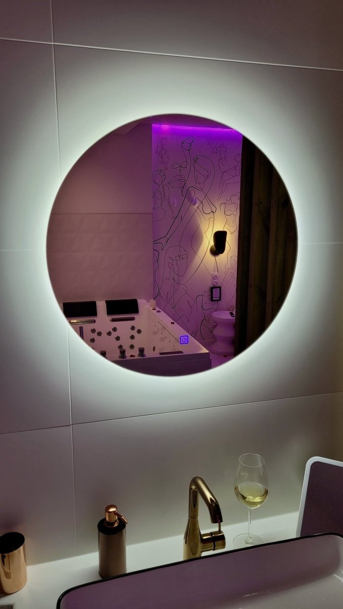 La Belle Nuit - Nuit Eternelle - Love’nSpa - weekend en amoureux, love rooms avec spa ou jacuzzi privatif7 de La Belle Nuit - Nuit Eternelle