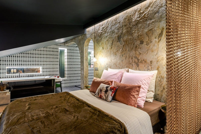 La Crypte du Désir - Love’nSpa - weekend en amoureux, love rooms avec spa ou jacuzzi privatif2 de La Crypte du Désir