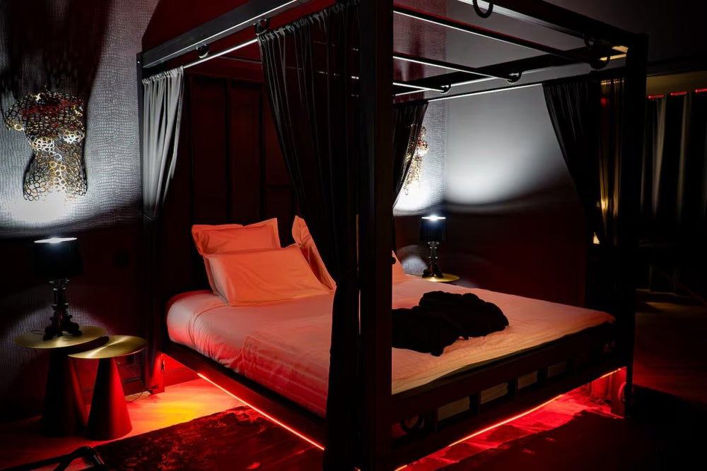LA FAVORITE ROOM - Love’nSpa - weekend en amoureux, love rooms avec spa ou jacuzzi privatif5 de LA FAVORITE ROOM