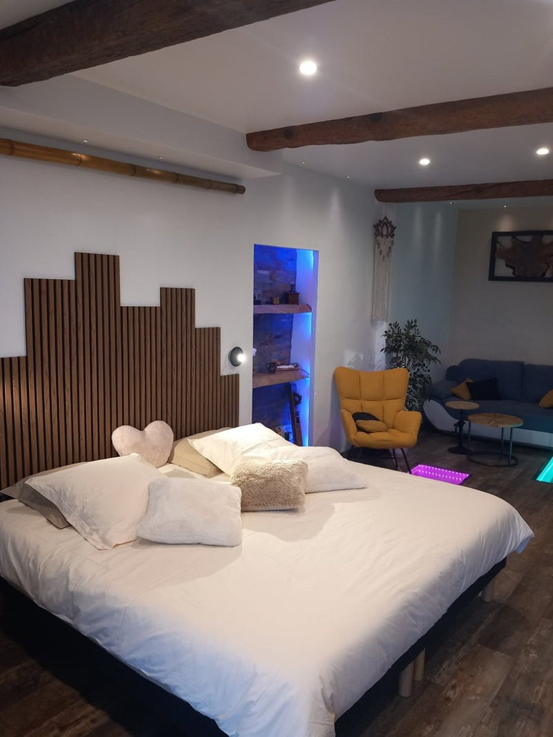 La Fontaine d'Essens - Love’nSpa - weekend en amoureux, love rooms avec spa ou jacuzzi privatif4 de La Fontaine d'Essens