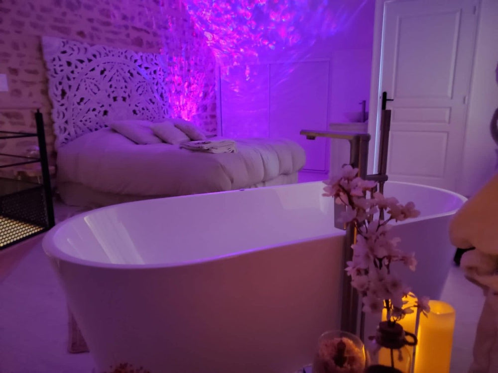 La Grange Epicurienne - Love’nSpa - weekend en amoureux, love rooms avec spa ou jacuzzi privatif3 de La Grange Epicurienne