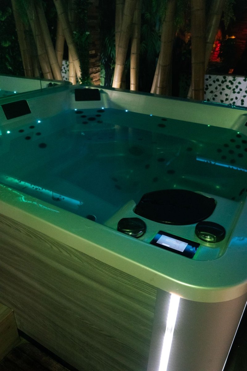La Jungleroom - Love’nSpa - weekend en amoureux, love rooms avec spa ou jacuzzi privatif12 de La Jungleroom