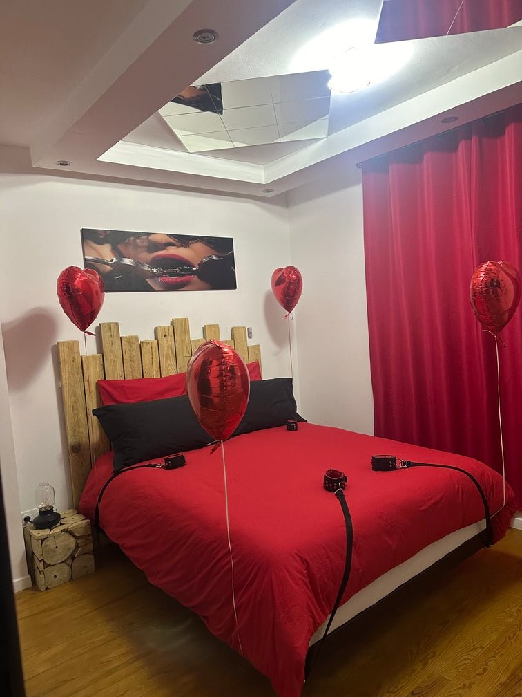 LA MAISON DES PLAISIRS - Love’nSpa - weekend en amoureux, love rooms avec spa ou jacuzzi privatif13 de LA MAISON DES PLAISIRS