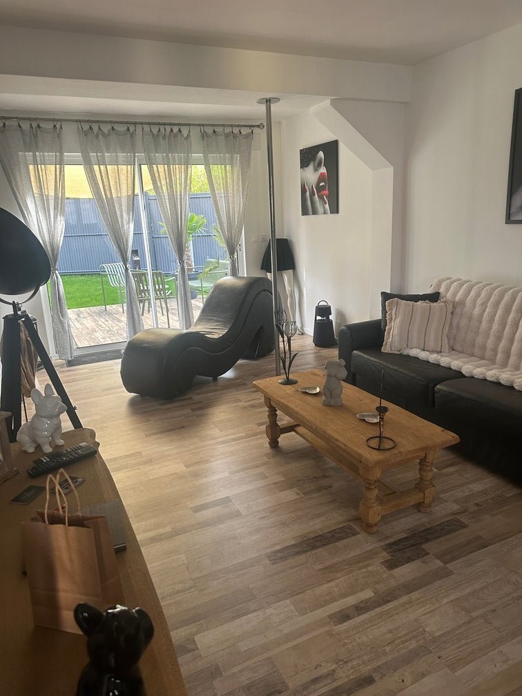 LA MAISON DES PLAISIRS - Love’nSpa - weekend en amoureux, love rooms avec spa ou jacuzzi privatif7 de LA MAISON DES PLAISIRS