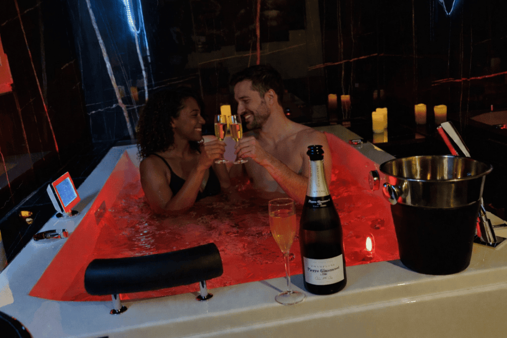 La Maison Parfum d'Amour by Cath & Sens - Love’nSpa - weekend en amoureux, love rooms avec spa ou jacuzzi privatif1 de La Maison Parfum d'Amour by Cath & Sens