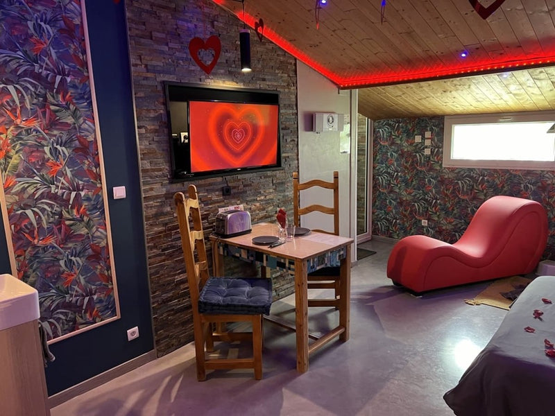 La parenthèse - ZEN - Love’nSpa - weekend en amoureux, love rooms avec spa ou jacuzzi privatif1 de La parenthèse - ZEN