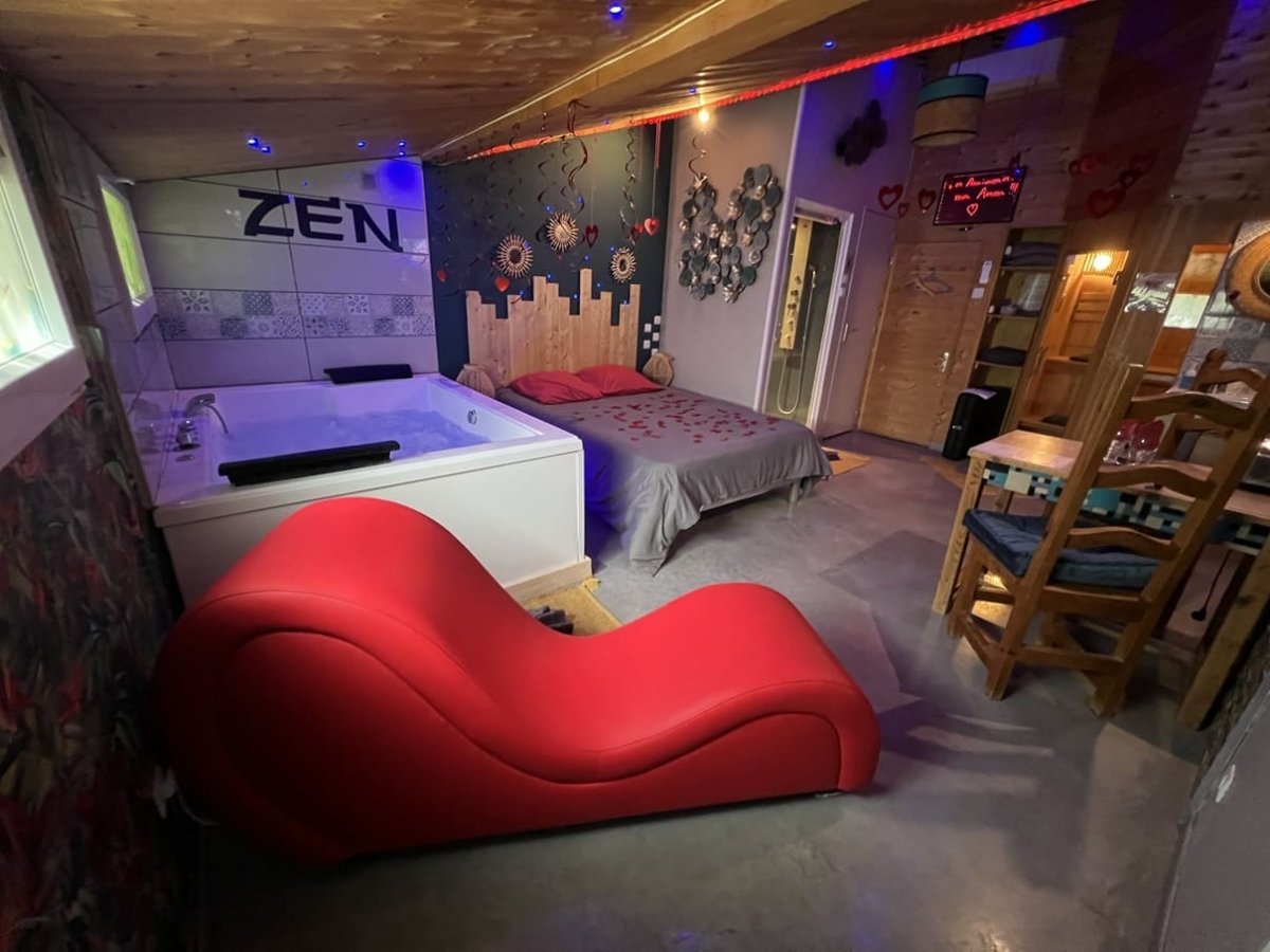La parenthèse - ZEN - Love’nSpa - weekend en amoureux, love rooms avec spa ou jacuzzi privatifLa parenthèse - ZEN