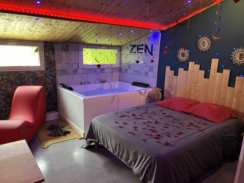 La parenthèse - ZEN - Love’nSpa - weekend en amoureux, love rooms avec spa ou jacuzzi privatif2 de La parenthèse - ZEN