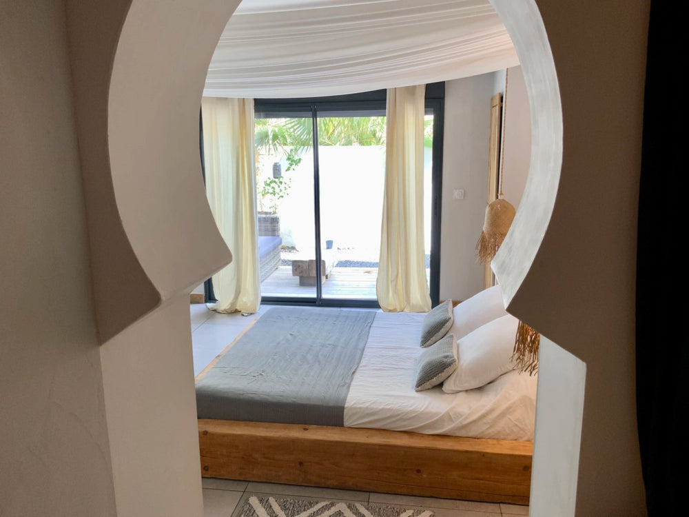 La Perle du Voyageur - Suite Saharienne - Love’nSpa - weekend en amoureux, love rooms avec spa ou jacuzzi privatif3 de La Perle du Voyageur - Suite Saharienne
