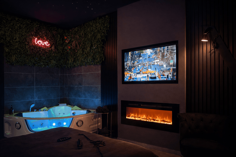 La romantique - Love’nSpa - weekend en amoureux, love rooms avec spa ou jacuzzi privatif2 de La romantique