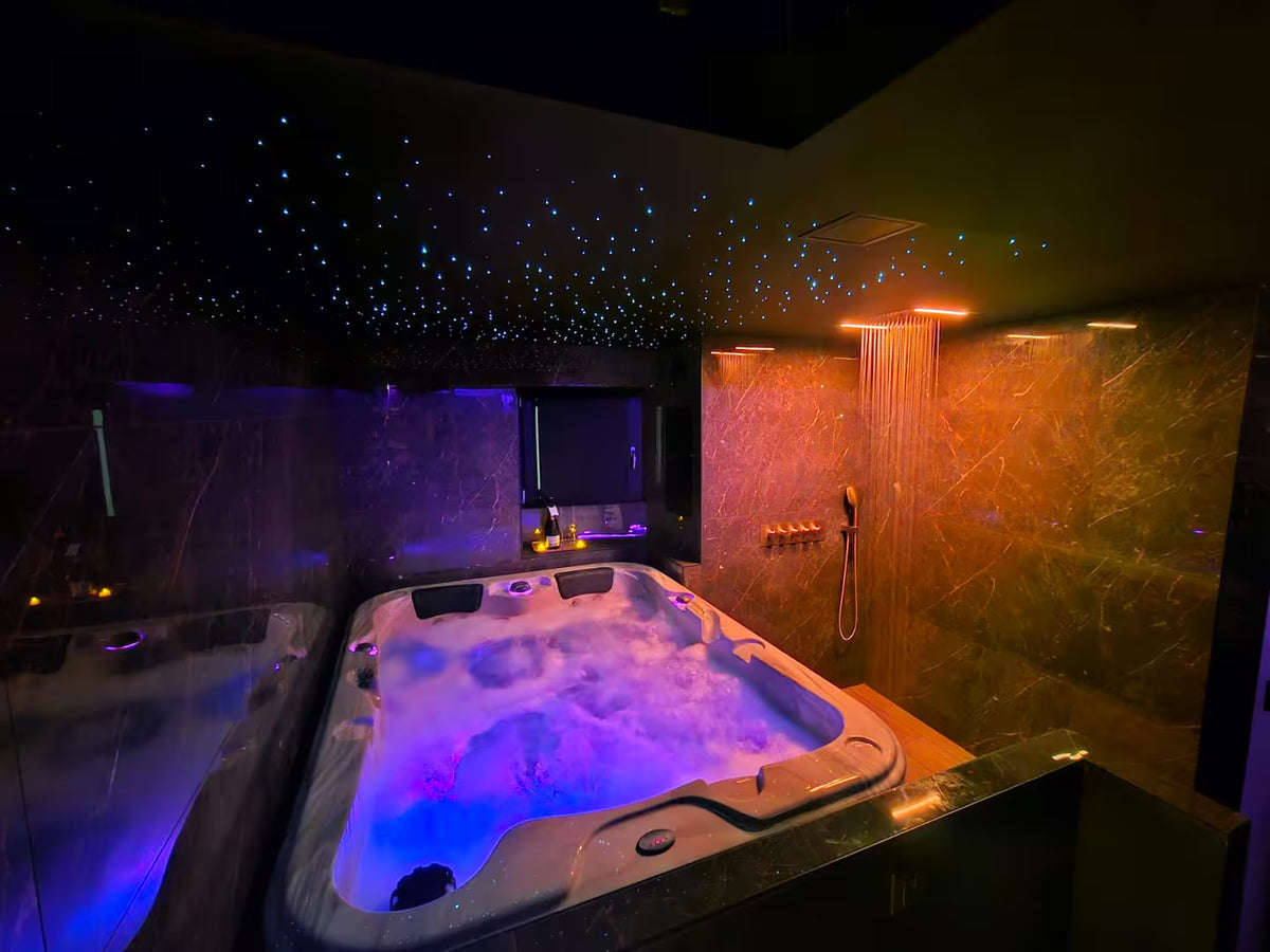 LA SECRETE ROOM - Love’nSpa - weekend en amoureux, love rooms avec spa ou jacuzzi privatifLA SECRETE ROOM