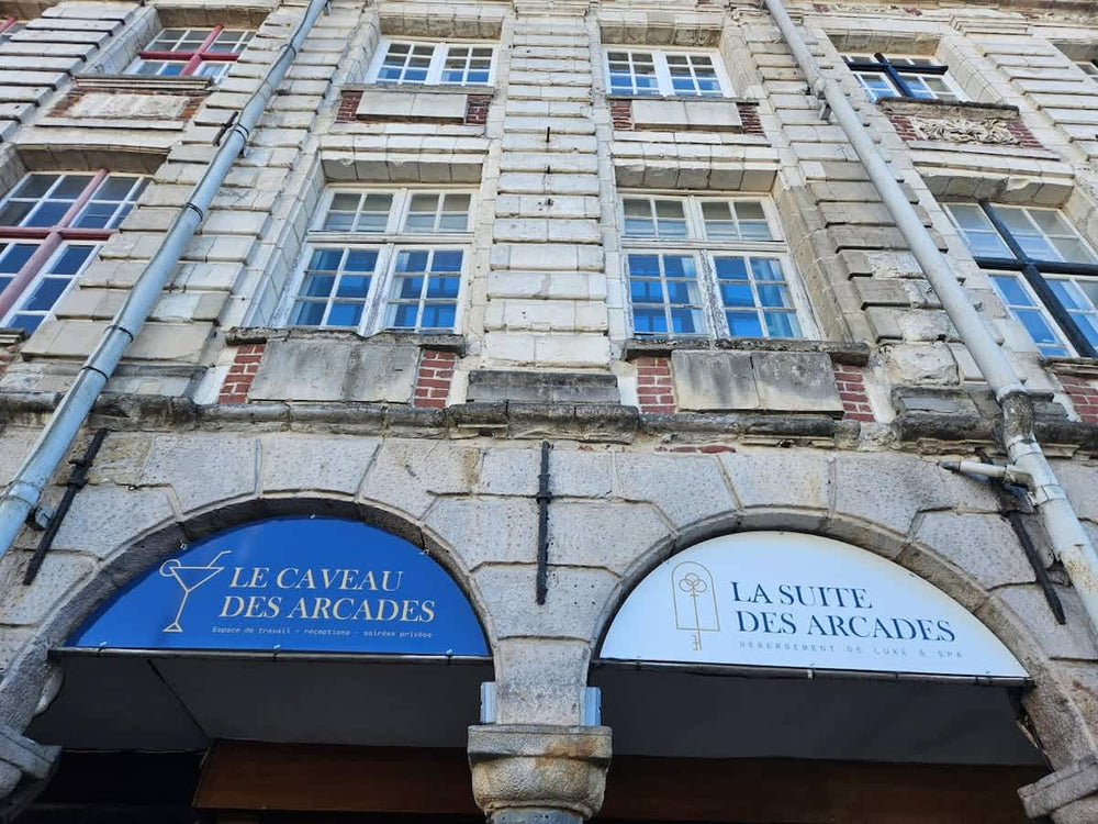 La suite des Arcades - Love’nSpa - weekend en amoureux, love rooms avec spa ou jacuzzi privatif10 de La suite des Arcades