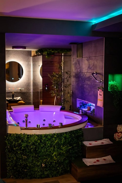 La suite détendue - Love’nSpa - weekend en amoureux, love rooms avec spa ou jacuzzi privatif2 de La suite détendue