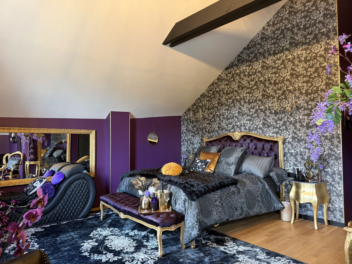 La Suite Impériale - Love’nSpa - weekend en amoureux, love rooms avec spa ou jacuzzi privatifLa Suite Imperiale
