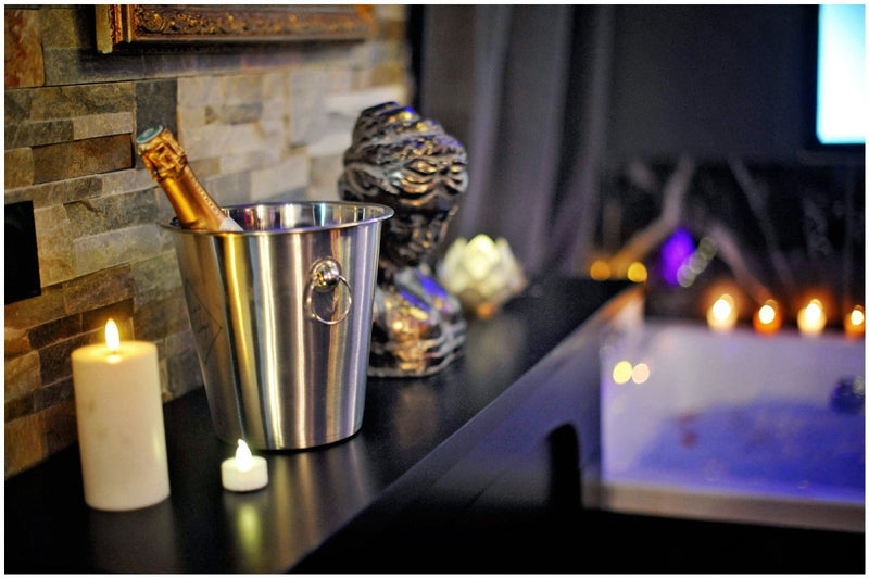 La Suite majestueuse, Spa XXL, évasion de luxe - Love’nSpa - weekend en amoureux, love rooms avec spa ou jacuzzi privatif2 de La Suite majestueuse, Spa XXL, évasion de luxe