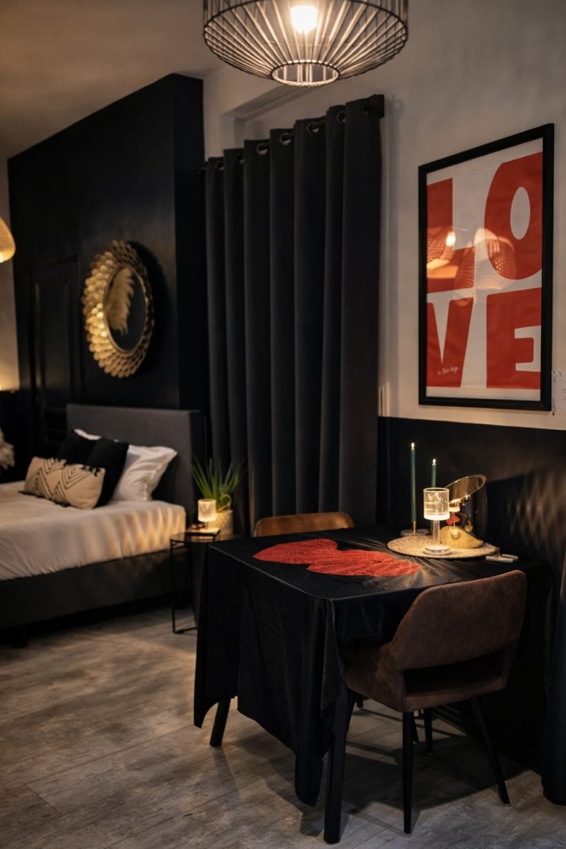 La Suite Passion - Love’nSpa - weekend en amoureux, love rooms avec spa ou jacuzzi privatif4 de La Suite Passion