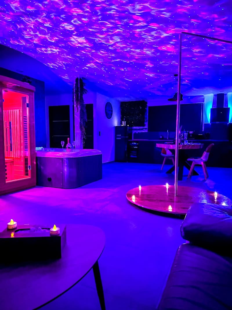 La Villa des Charmes - Love’nSpa - weekend en amoureux, love rooms avec spa ou jacuzzi privatif10 de La Villa des Charmes