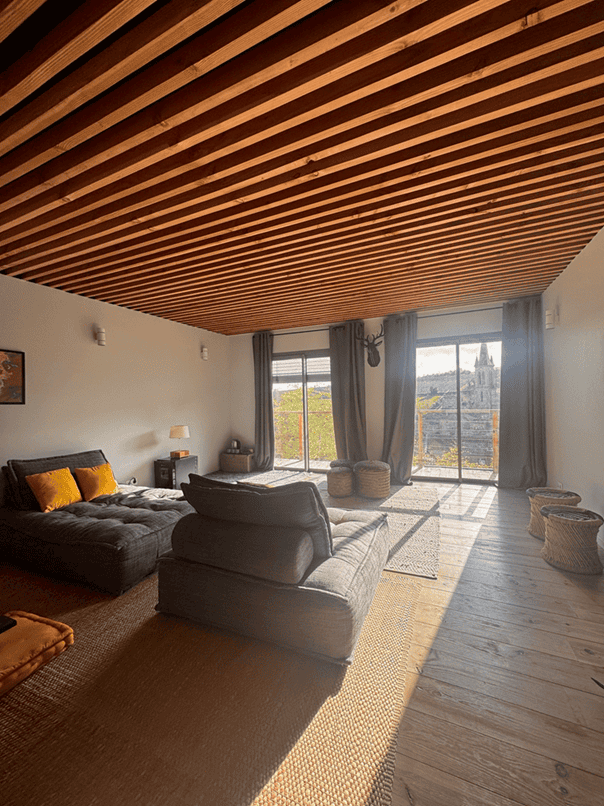 L’Abri du Chateau - Love’nSpa - weekend en amoureux, love rooms avec spa ou jacuzzi privatif3 de L’Abri du Chateau