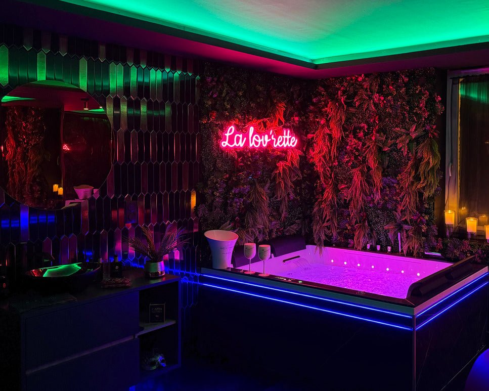 LaLovrette - Love’nSpa - weekend en amoureux, love rooms avec spa ou jacuzzi privatif1 de LaLovrette