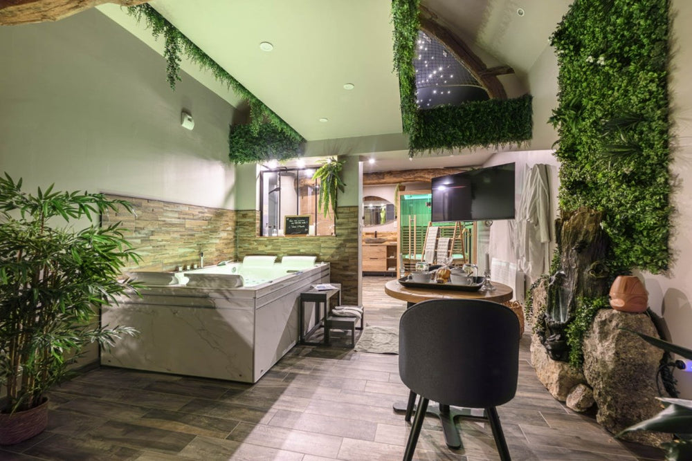 L'Amazone - Love’nSpa - weekend en amoureux, love rooms avec spa ou jacuzzi privatif1 de L'Amazone