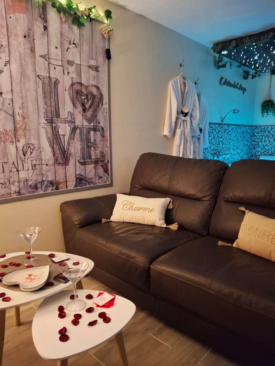 L'Antre de l'Ange - Love’nSpa - weekend en amoureux, love rooms avec spa ou jacuzzi privatif5 de L'Antre de l'Ange