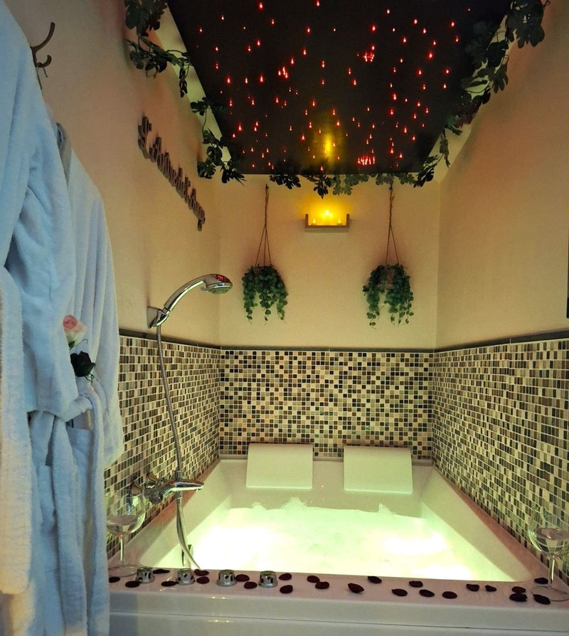 L'Antre de l'Ange - Love’nSpa - weekend en amoureux, love rooms avec spa ou jacuzzi privatif1 de L'Antre de l'Ange