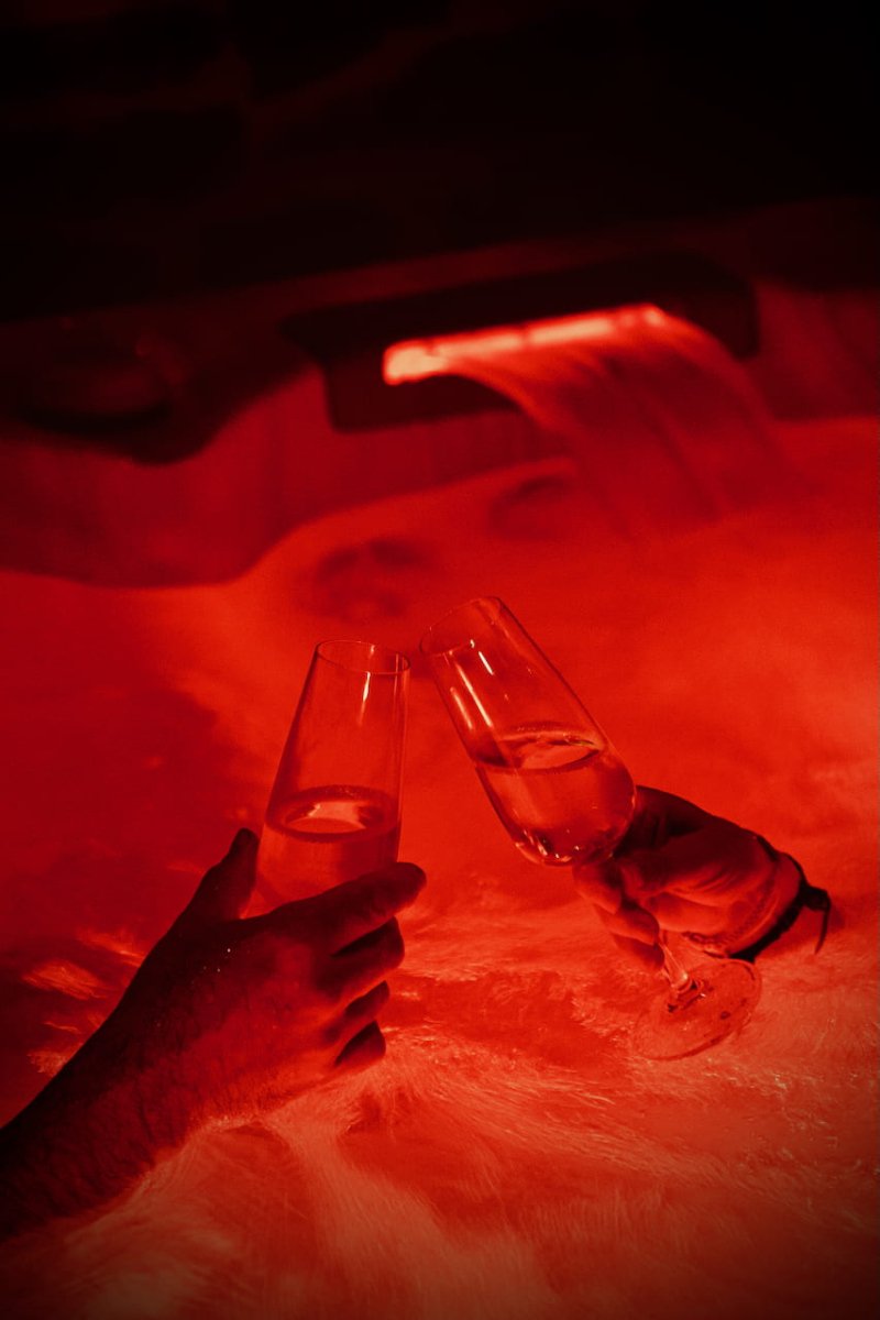 L'arôme - Love’nSpa - weekend en amoureux, love rooms avec spa ou jacuzzi privatif8 de The aroma