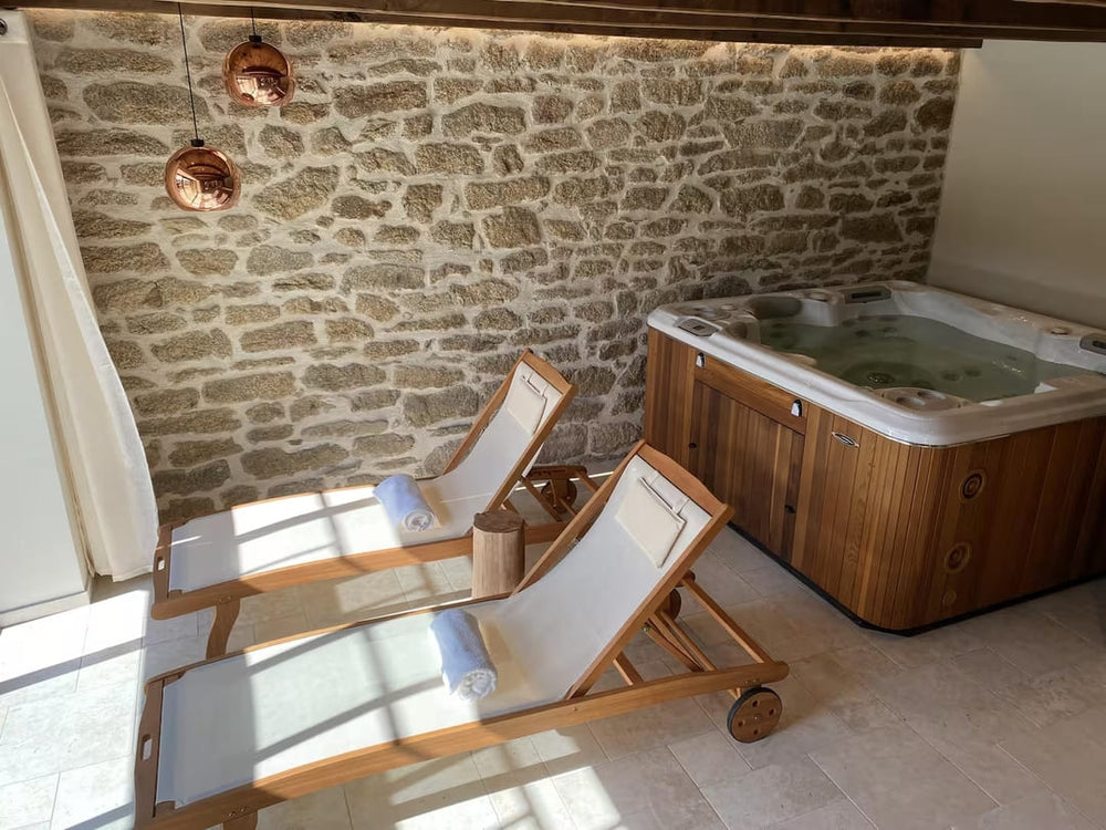 L'arôme - Love’nSpa - weekend en amoureux, love rooms avec spa ou jacuzzi privatif12 de The aroma