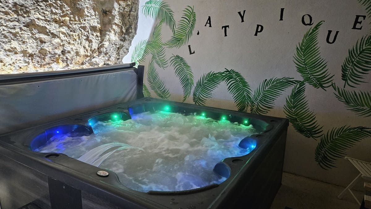 L'atypique des fouleries - Love’nSpa - weekend en amoureux, love rooms avec spa ou jacuzzi privatifL'atypique des fouleries