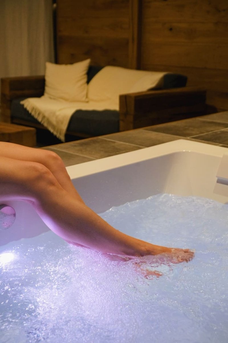 L'authentique - Love’nSpa - weekend en amoureux, love rooms avec spa ou jacuzzi privatif2 de L'orée des lys