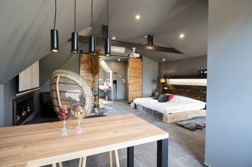 L'AVENTURE - Love’nSpa - weekend en amoureux, love rooms avec spa ou jacuzzi privatif4 de L'AVENTURE