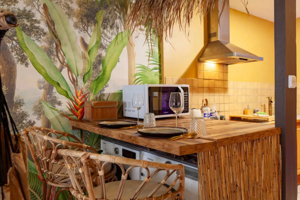 L'aventurier, la jungle - Love’nSpa - weekend en amoureux, love rooms avec spa ou jacuzzi privatif8 de L'aventurier, la jungle