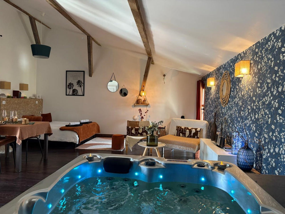 Le 7 De Coeur - Love’nSpa - weekend en amoureux, love rooms avec spa ou jacuzzi privatif1 de Le 7 De Coeur