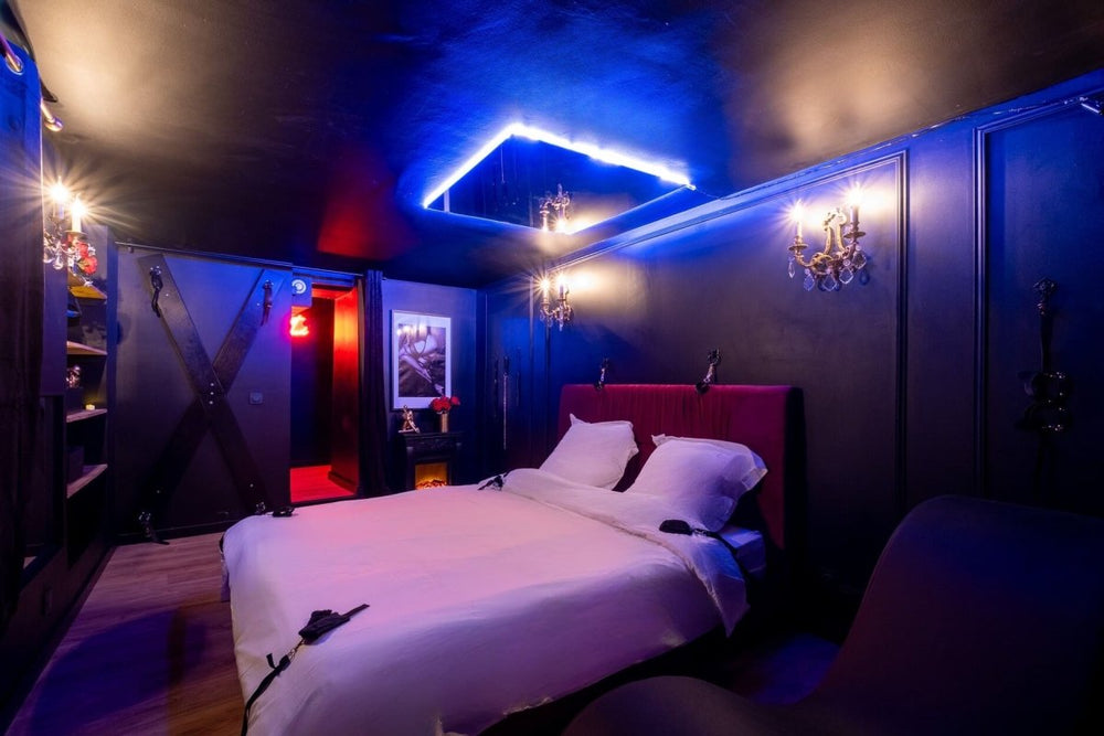 Le Boudoir Secret - Love’nSpa - weekend en amoureux, love rooms avec spa ou jacuzzi privatif1 de Le Boudoir Secret