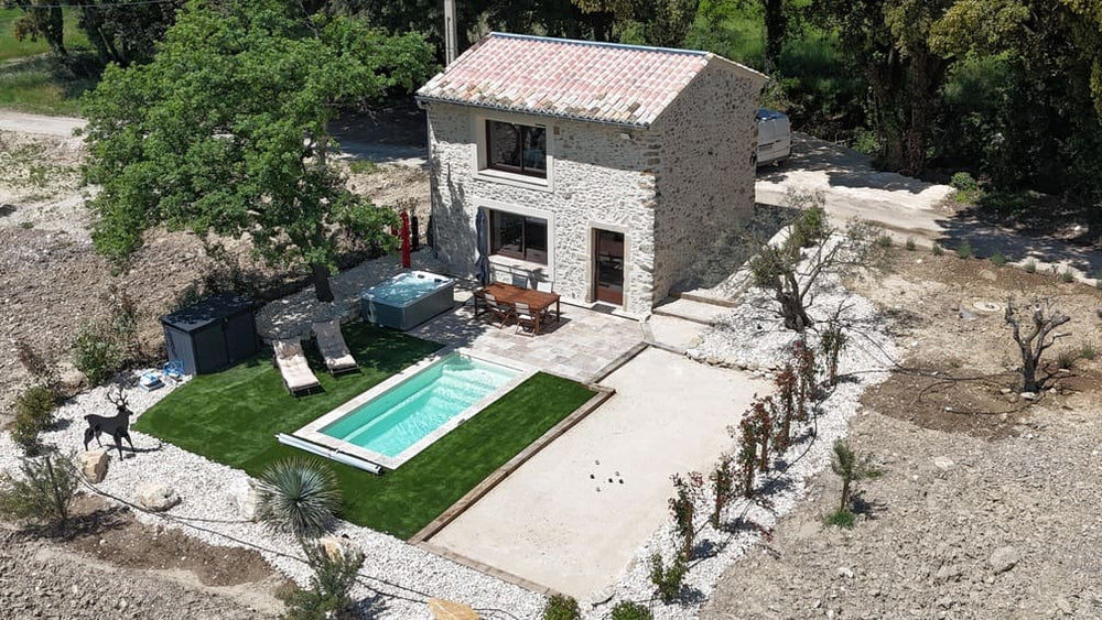 Le Cabanon Douillet - Love’nSpa - weekend en amoureux, love rooms avec spa ou jacuzzi privatif8 de Le Cabanon Douillet