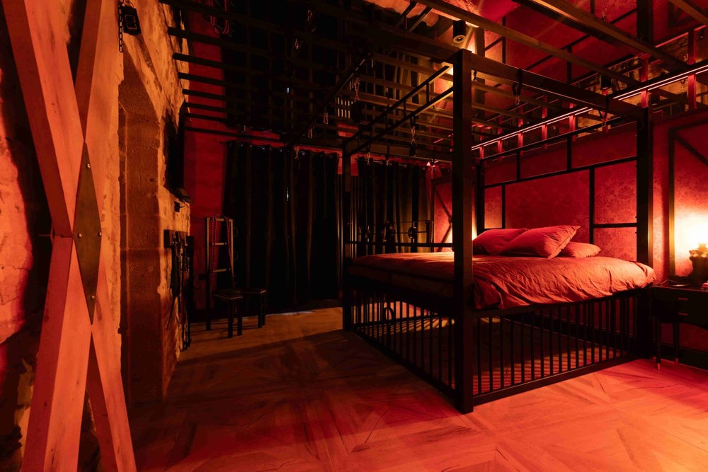 Le Donjon - Love’nSpa - weekend en amoureux, love rooms avec spa ou jacuzzi privatif15 de Le Donjon