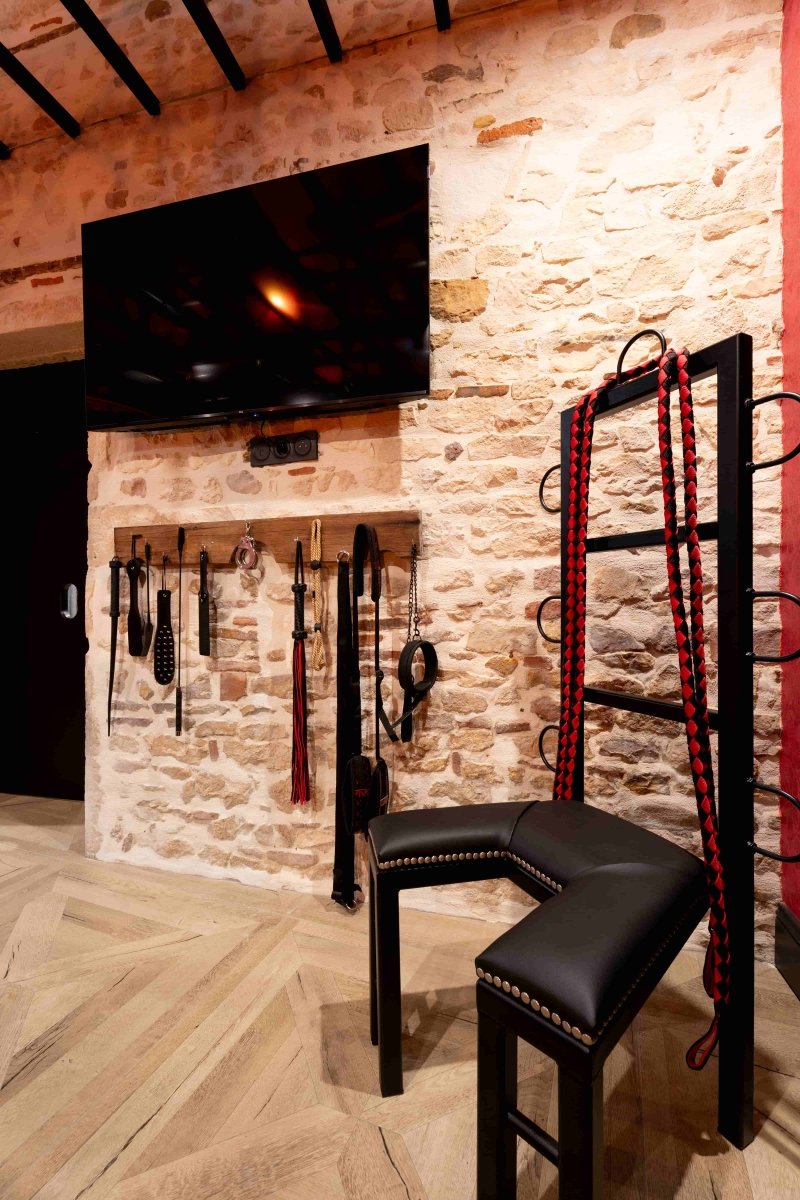 Le Donjon - Love’nSpa - weekend en amoureux, love rooms avec spa ou jacuzzi privatif12 de Le Donjon