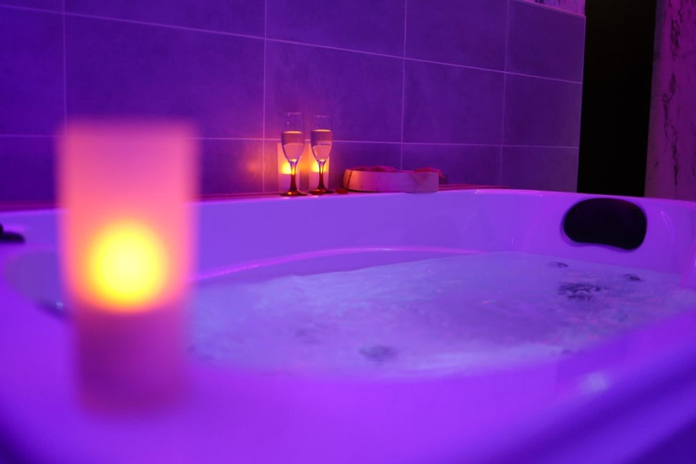 Le Fifty - Love’nSpa - weekend en amoureux, love rooms avec spa ou jacuzzi privatif5 de Le Fifty