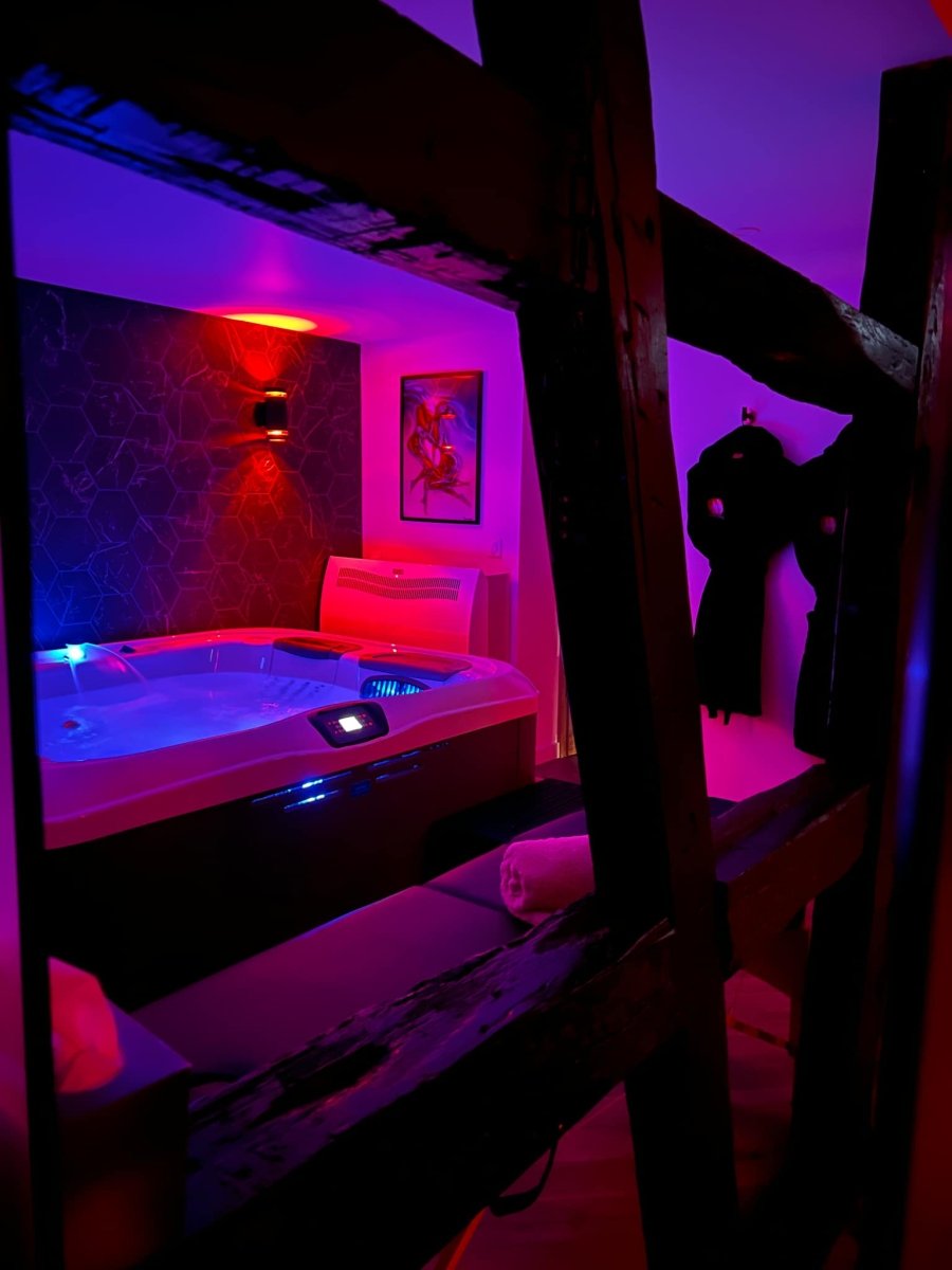 Le fruit défendu 67 - Love’nSpa - weekend en amoureux, love rooms avec spa ou jacuzzi privatif5 de Le fruit défendu 67