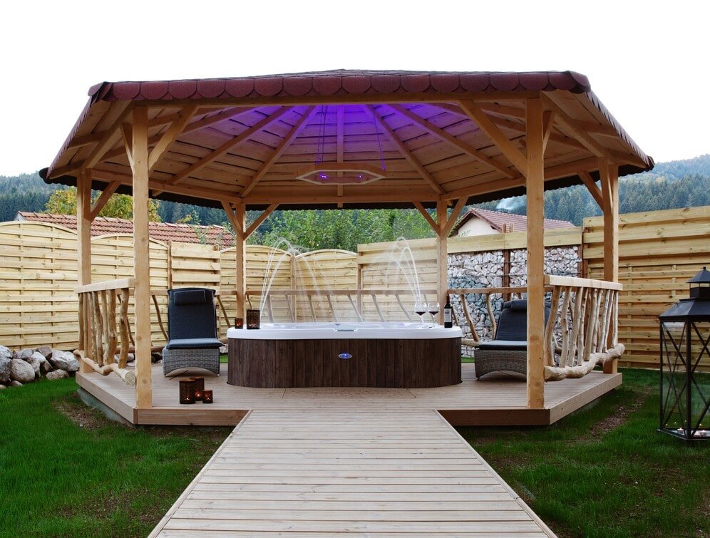 Le Haut Jardin - Les Etoiles - Love’nSpa - weekend en amoureux, love rooms avec spa ou jacuzzi privatif3 de Le Haut Jardin - Les Etoiles