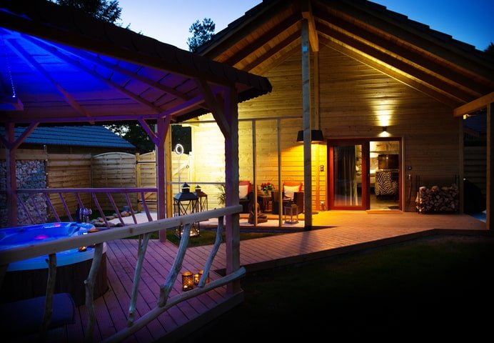 Le Haut Jardin - Les Etoiles - Love’nSpa - weekend en amoureux, love rooms avec spa ou jacuzzi privatifLe Haut Jardin - Les Etoiles