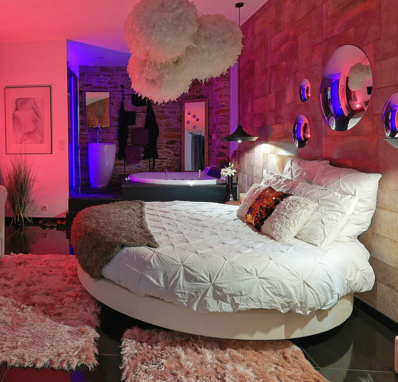 Le Lov(t) - Love’nSpa - weekend en amoureux, love rooms avec spa ou jacuzzi privatif2 de Le Lov(t)
