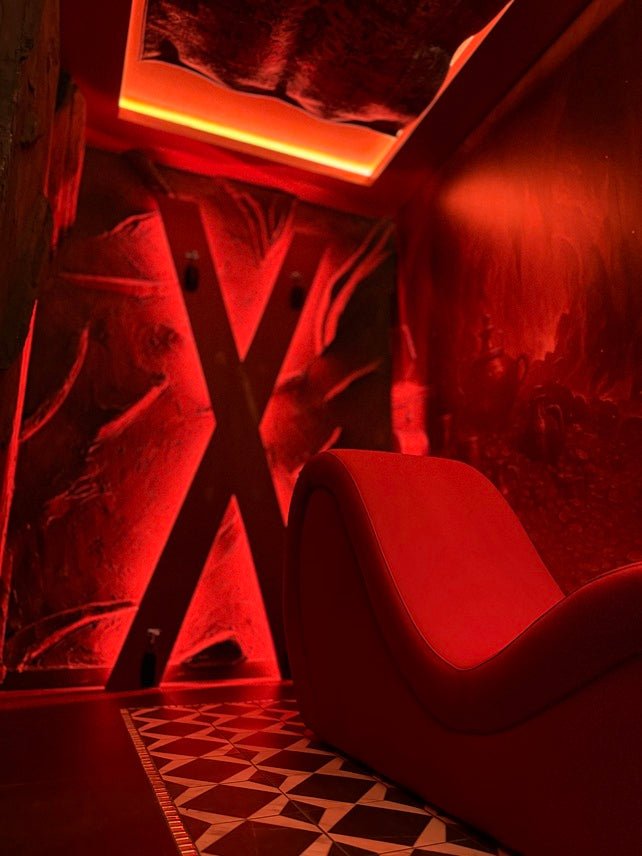Le Palais des Mille et Une Nuits - Love Room, Jacuzzi, Pièce Secrète - Love’nSpa - weekend en amoureux, love rooms avec spa ou jacuzzi privatif22 de Le Palais des Mille et Une Nuits - Love Room, Jacuzzi, Pièce Secrète