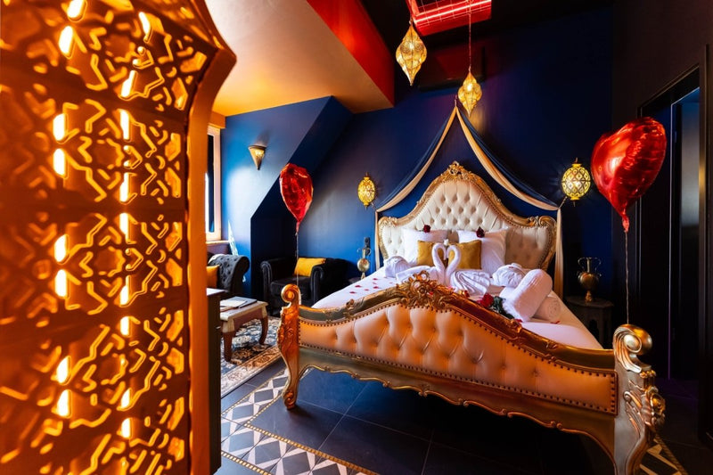 Le Palais des Mille et Une Nuits - Love Room, Jacuzzi, Pièce Secrète - Love’nSpa - weekend en amoureux, love rooms avec spa ou jacuzzi privatif1 de Le Palais des Mille et Une Nuits - Love Room, Jacuzzi, Pièce Secrète
