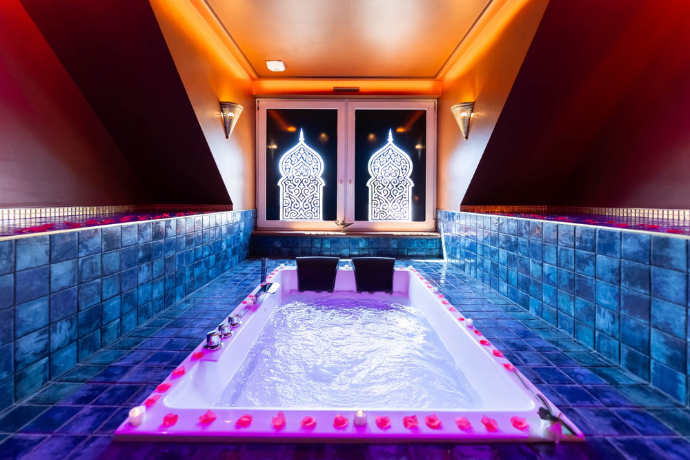 Le Palais des Mille et Une Nuits - Love Room, Jacuzzi, Pièce Secrète - Love’nSpa - weekend en amoureux, love rooms avec spa ou jacuzzi privatif12 de Le Palais des Mille et Une Nuits - Love Room, Jacuzzi, Pièce Secrète