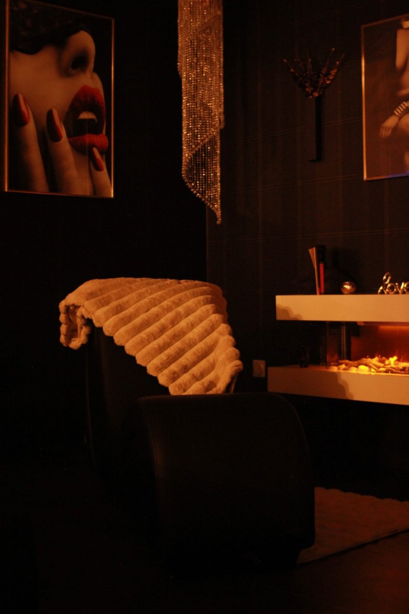 Le Paradis D'amour - Love’nSpa - weekend en amoureux, love rooms avec spa ou jacuzzi privatif13 de Le Paradis D'amour
